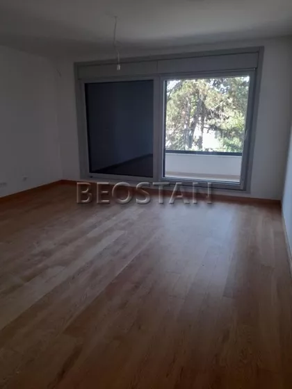 Milovana Marinkovića | 4zida.rs