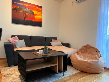 Radoja Domanovića 47 | 4zida.rs