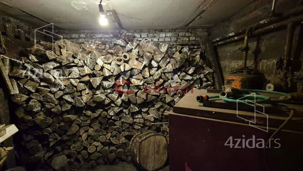 3-etažna kuća | 4zida