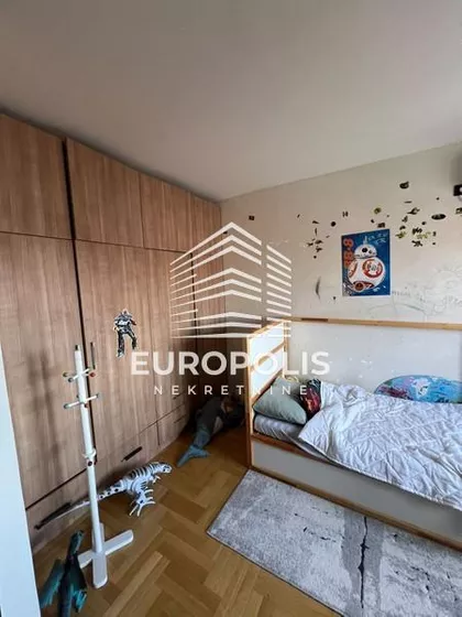 Kraljice Katarine | 4zida.rs