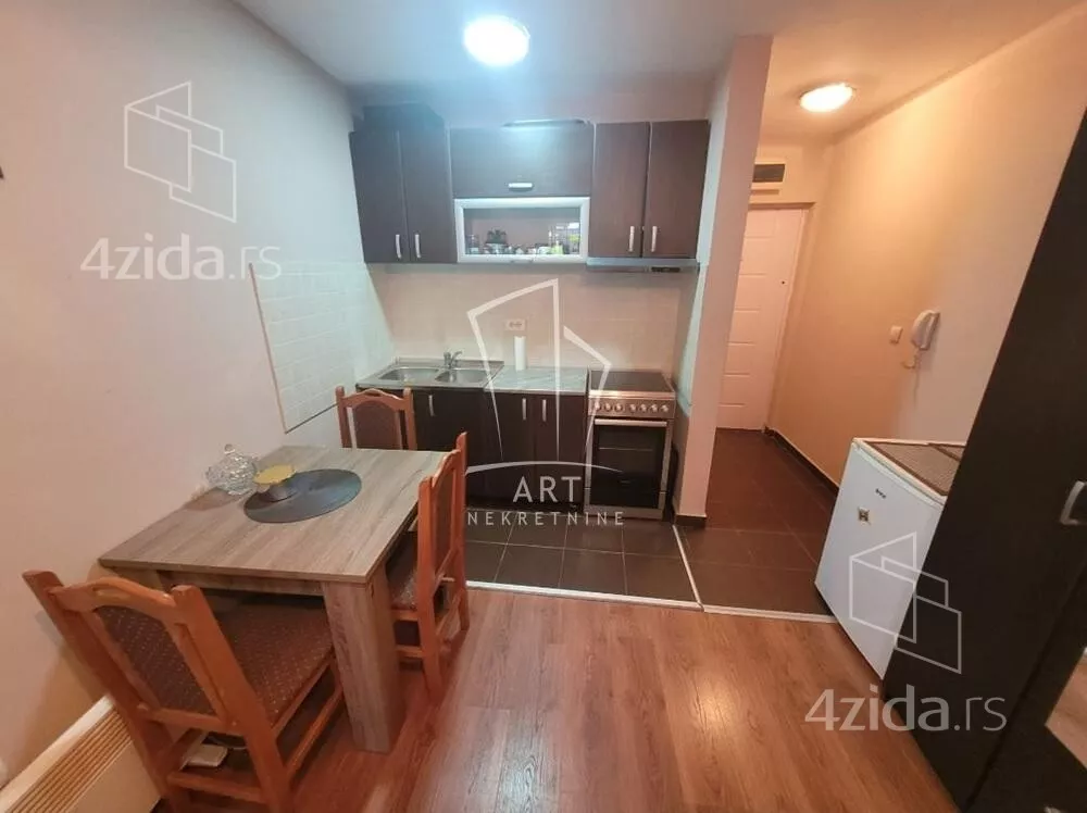 Garsonjera | 4zida