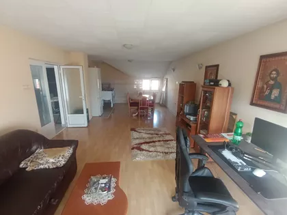 Letnjikovac | 4zida.rs