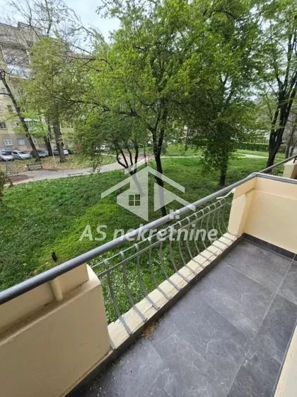 Tošin Bunar | 4zida.rs