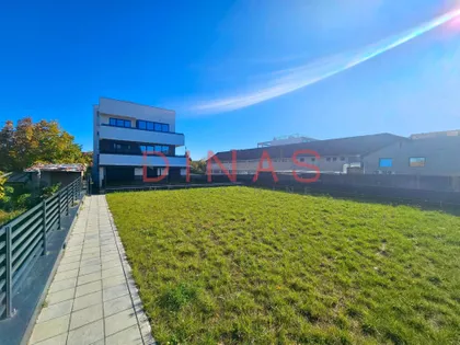 Bulevar Patrijarha Pavla (Somborski Bulevar) | 4zida.rs