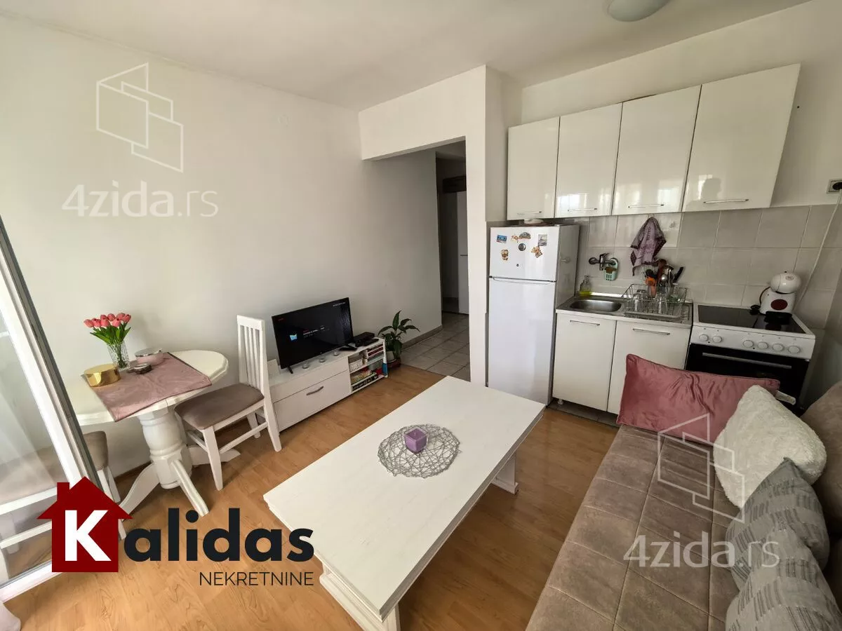 Garsonjera | 4zida
