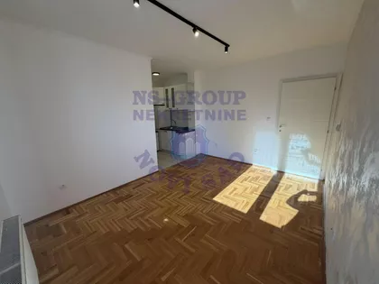 Bulevar Patrijarha Pavla (Somborski Bulevar) | 4zida.rs
