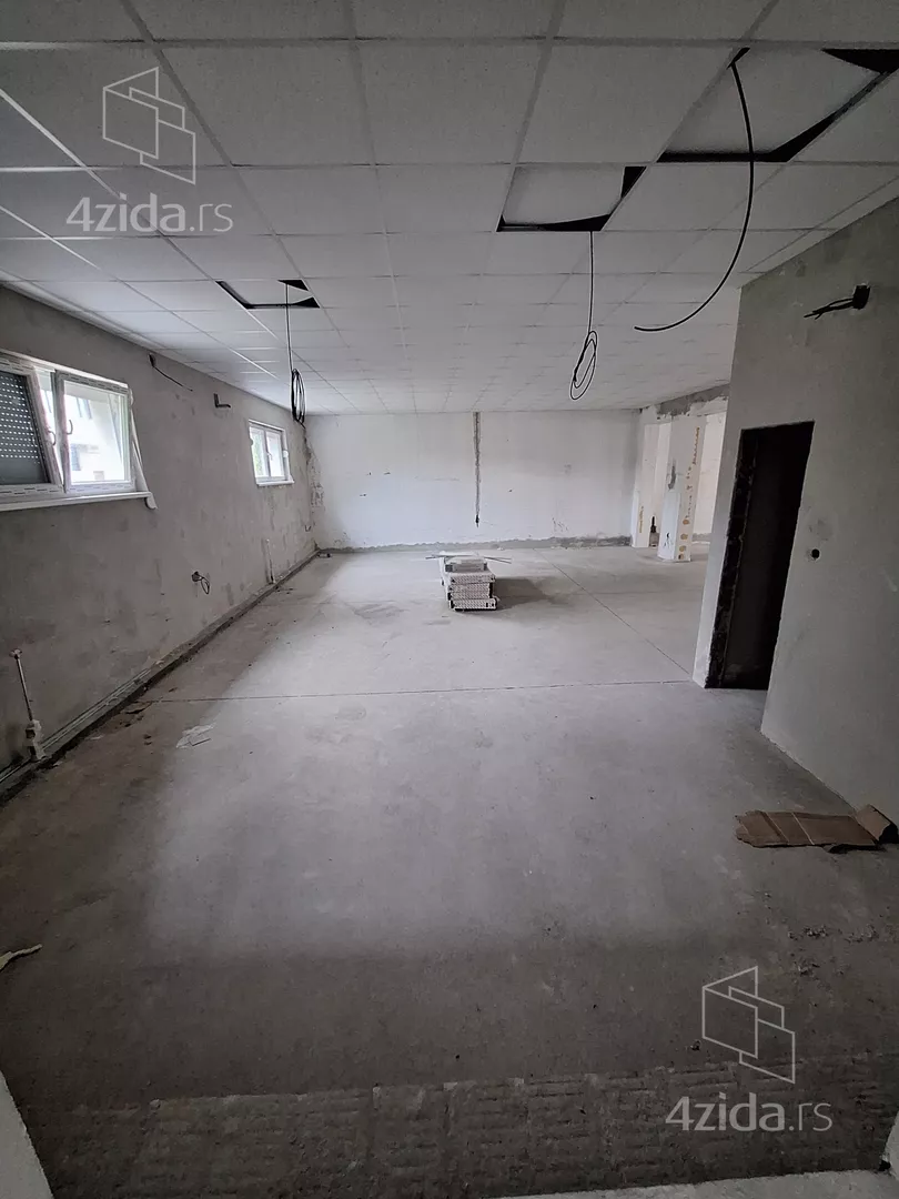 Poslovni prostor | 4zida