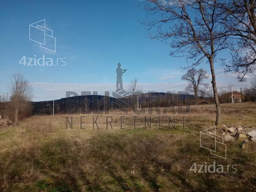 Plac | 4zida