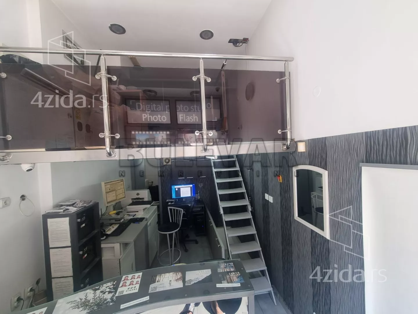 Lokal | 4zida