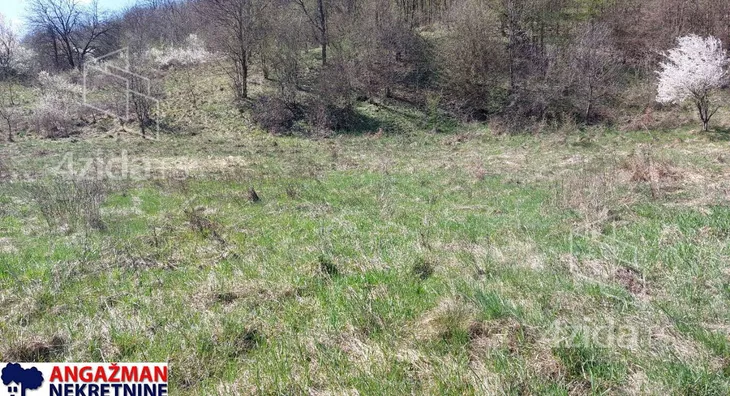 Poljoprivredno zemljište | 4zida