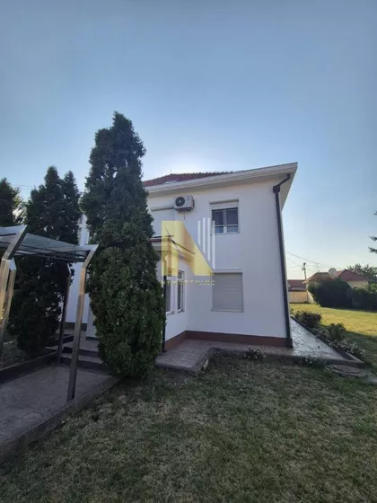 Surčin | 4zida.rs