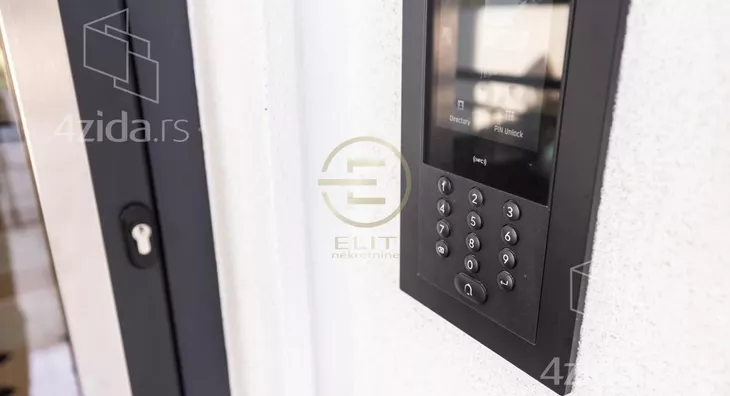 Petosoban stan | 4zida