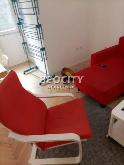 Gospodara Vučića | 4zida.rs