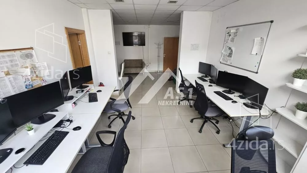 Poslovni prostor | 4zida
