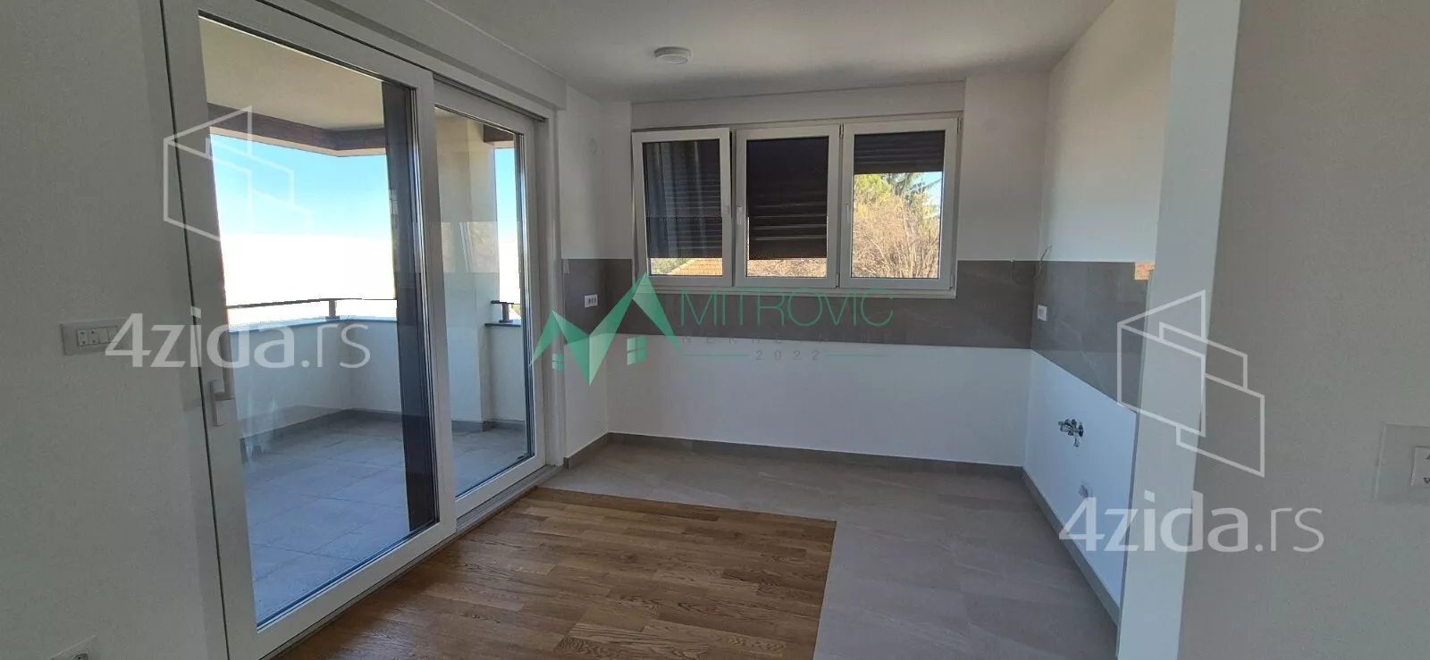 Troiposoban stan | 4zida