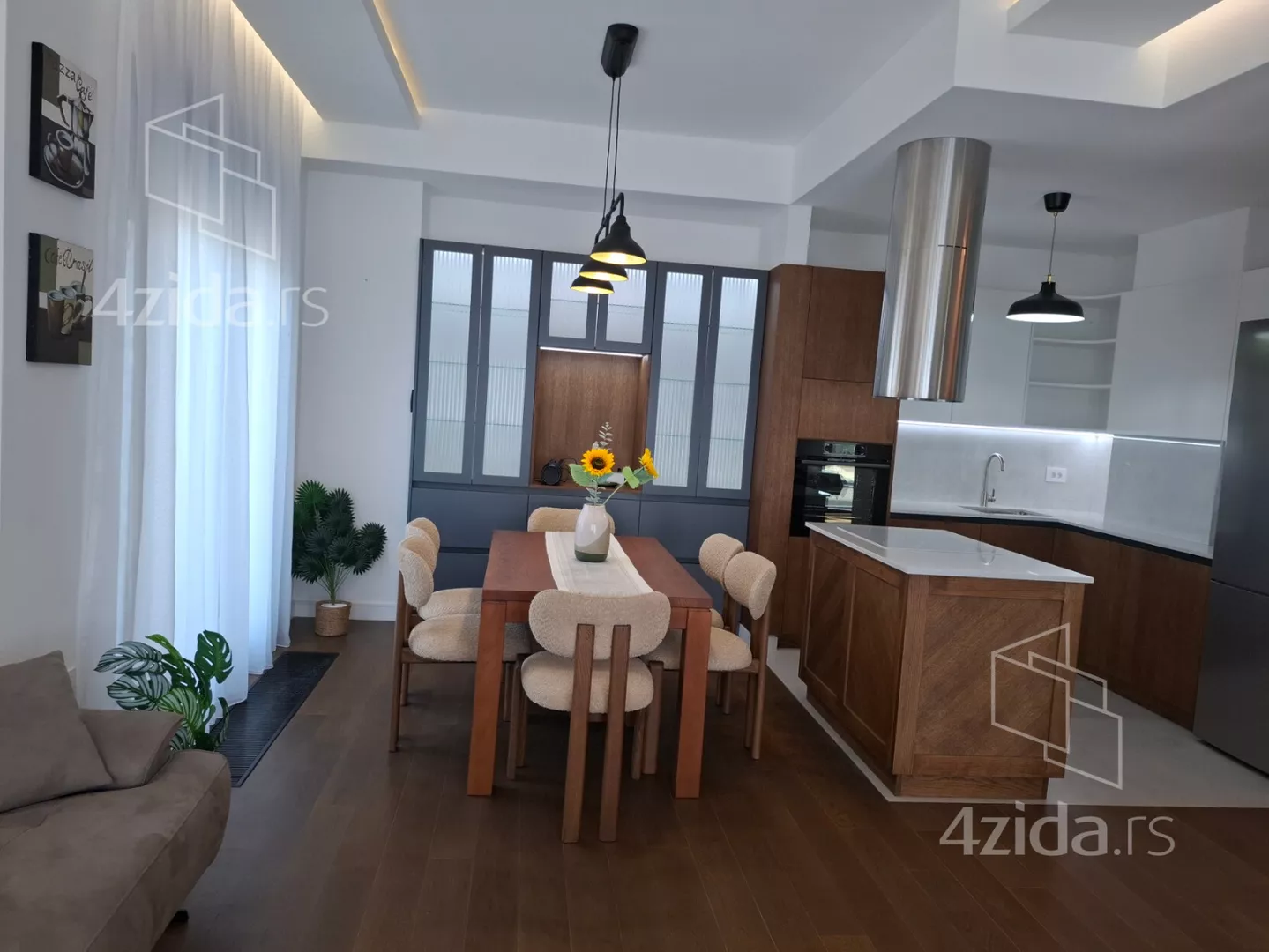 Četvorosoban stan | 4zida