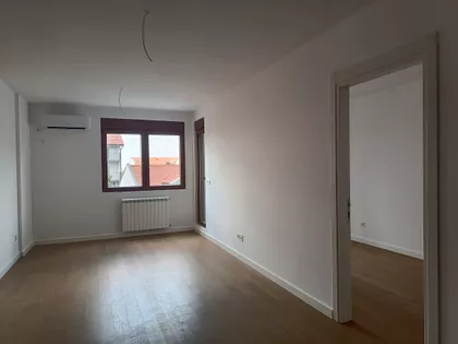 Krfska | 4zida.rs
