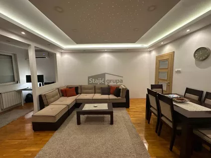Stan na prodaju · 61 m² · Bežanijska kosa 1, Novi Beograd, Beograd