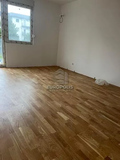 Novi Banovci | 4zida.rs