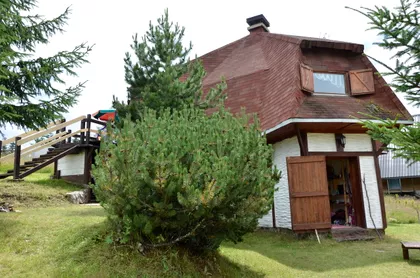 RASINSKO BRDO | 4zida.rs