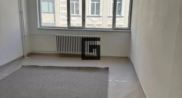 Šestosoban stan | 4zida