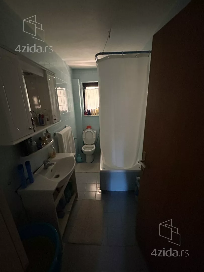 4-etažna kuća | 4zida