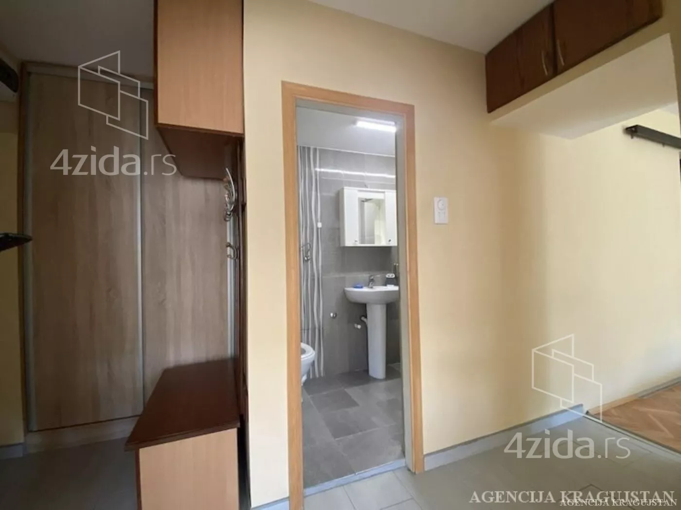 Garsonjera | 4zida