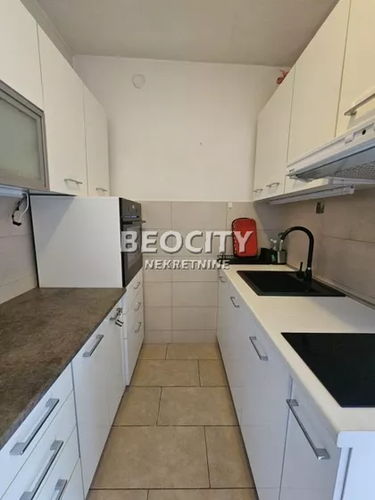 Peke Pavlovića | 4zida.rs