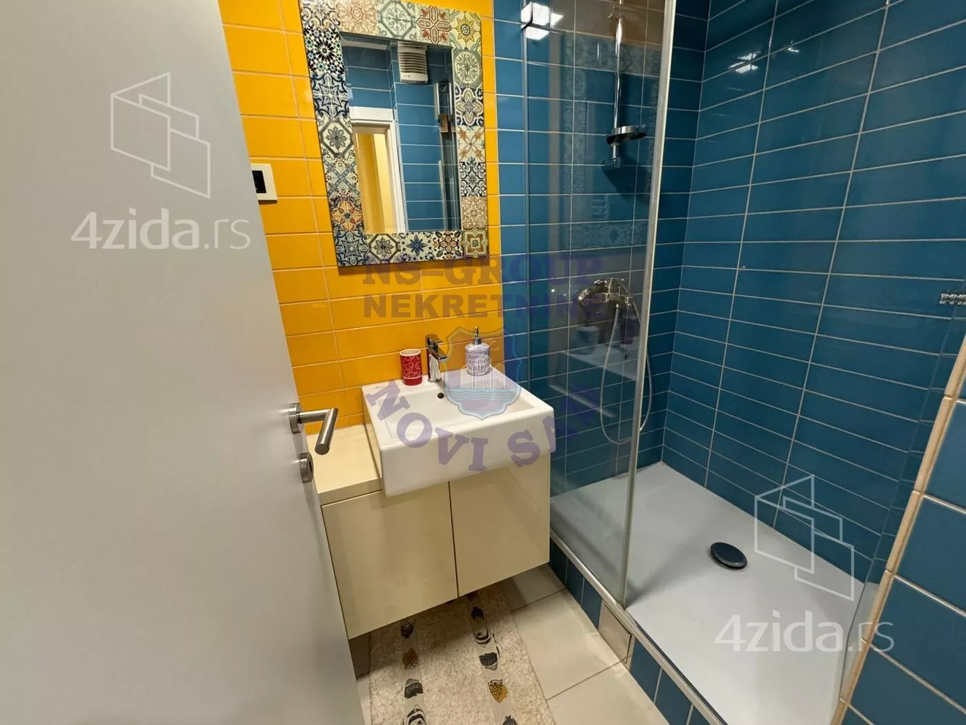 Petosoban stan | 4zida