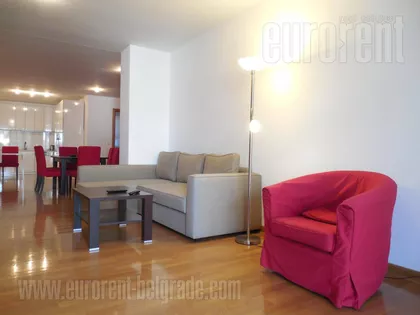 HILANDARSKA OKOLINA | 4zida.rs