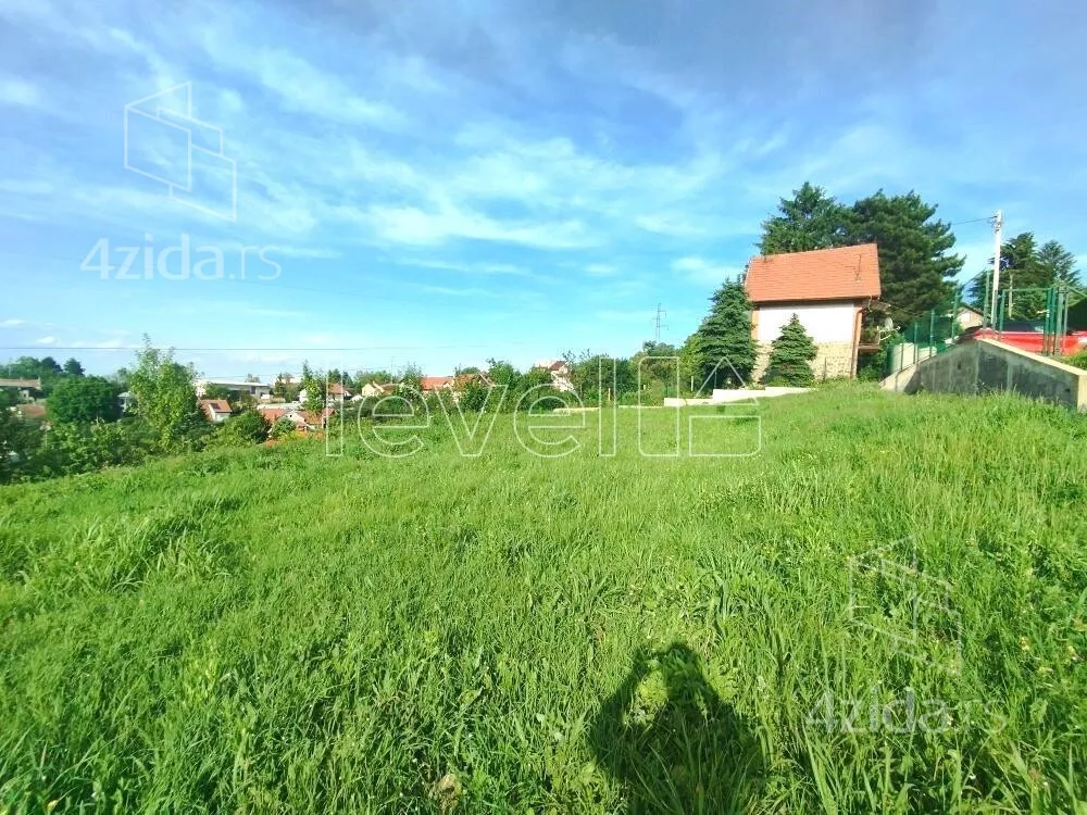 Plac | 4zida