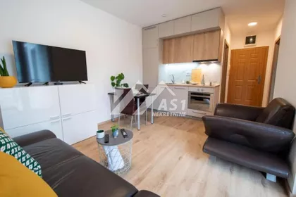 Toplice Milana | 4zida.rs