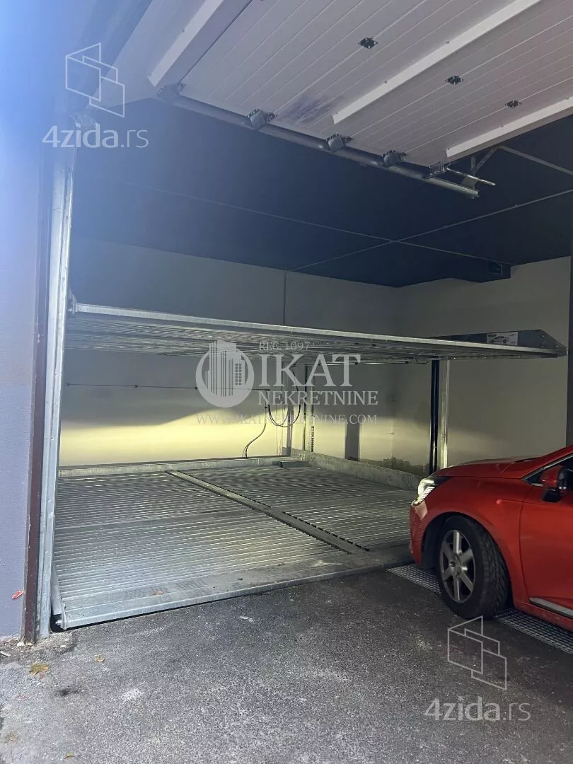 Garaža | 4zida