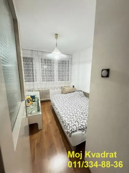 Ustanička | 4zida.rs