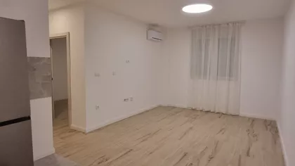 Novi Banovci | 4zida.rs