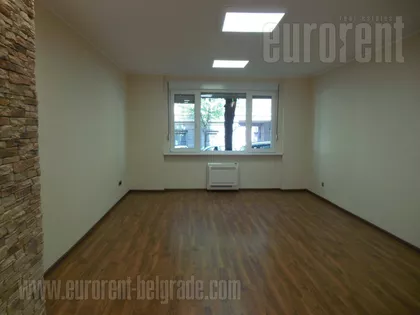 CENTAR | 4zida.rs