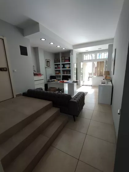 Kralja Milutina bb | 4zida.rs