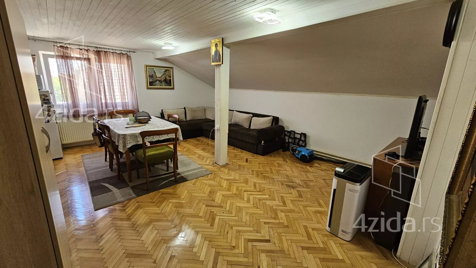 Kuća | 4zida