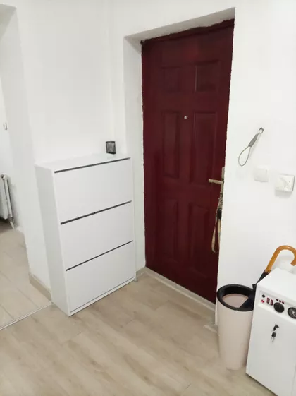 Bežanijska bb | 4zida.rs