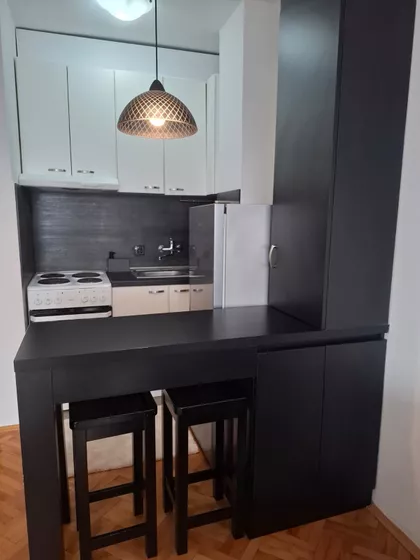 Jug Bogdana 24 | 4zida.rs