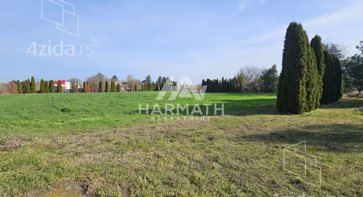 Poslovna zgrada | 4zida