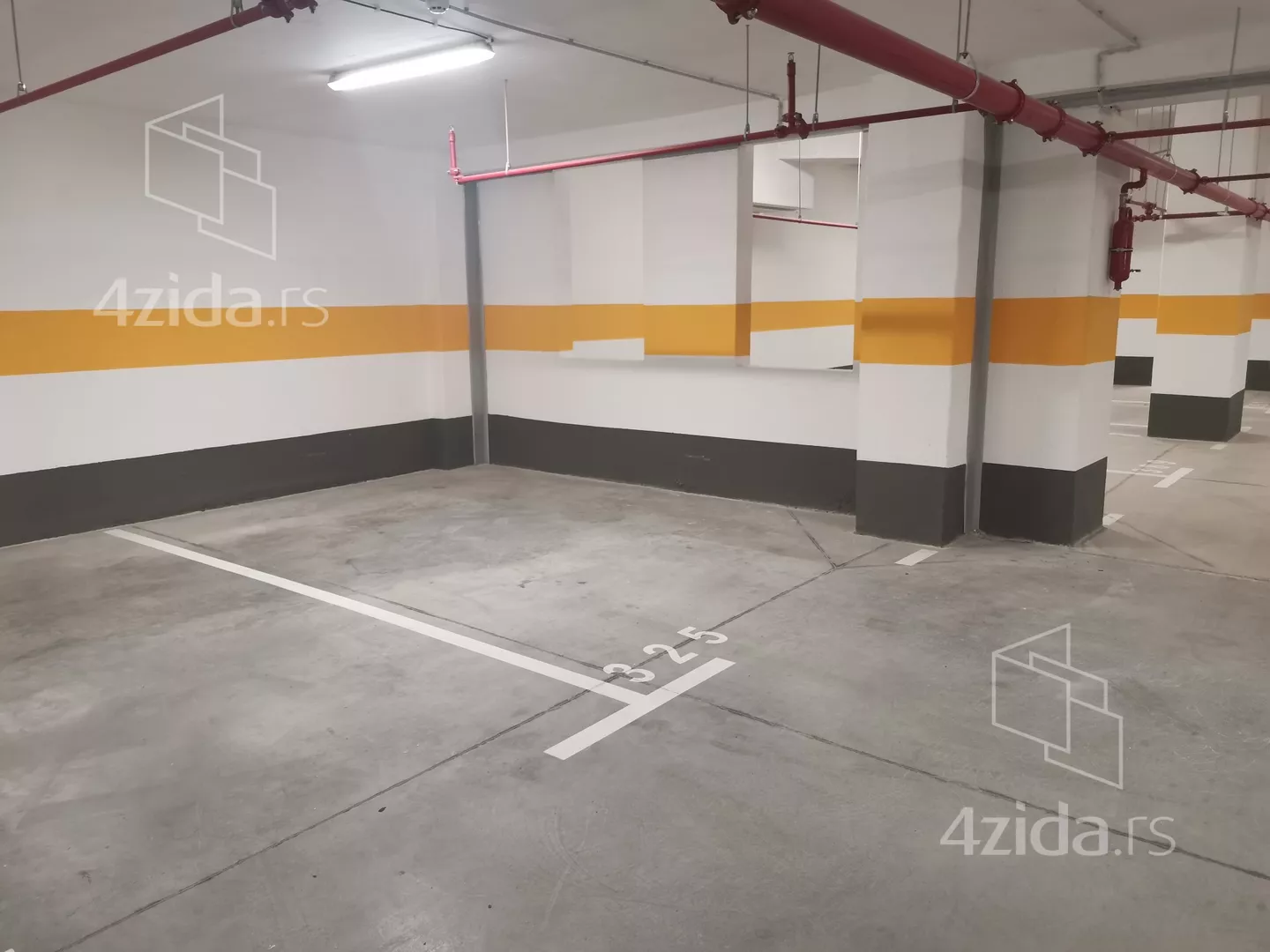 Garaža | 4zida