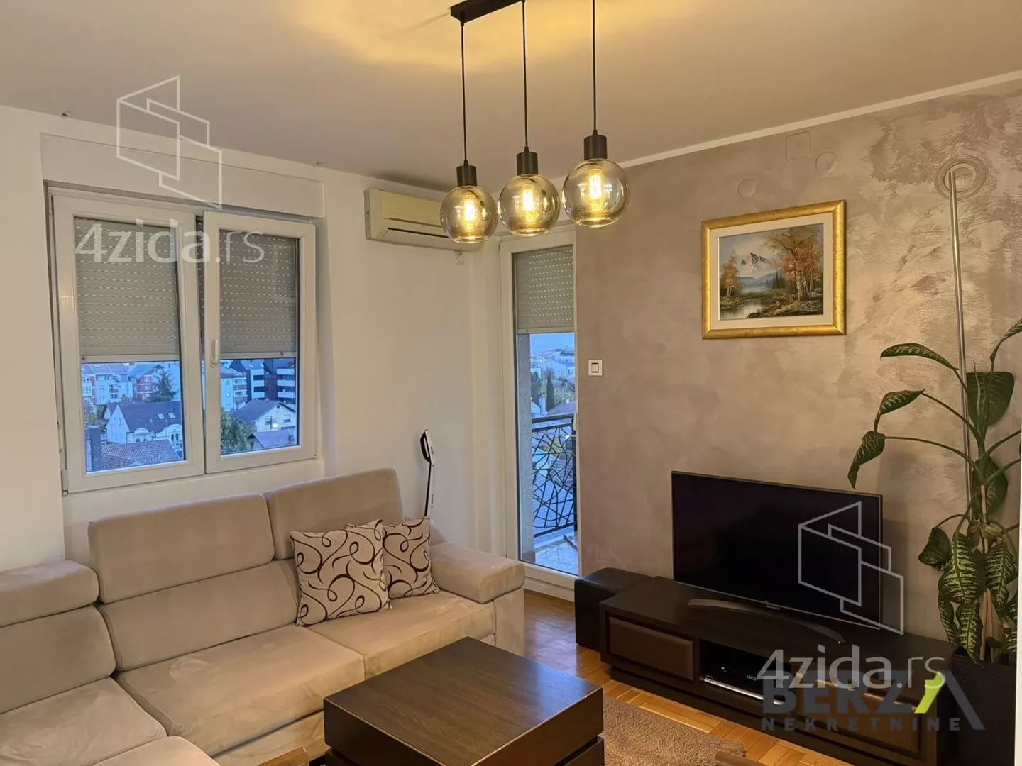 Dvoiposoban stan | 4zida