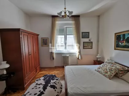 Ustanička | 4zida.rs