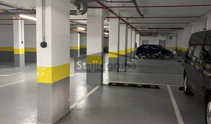 Garaža/Parking | 4zida