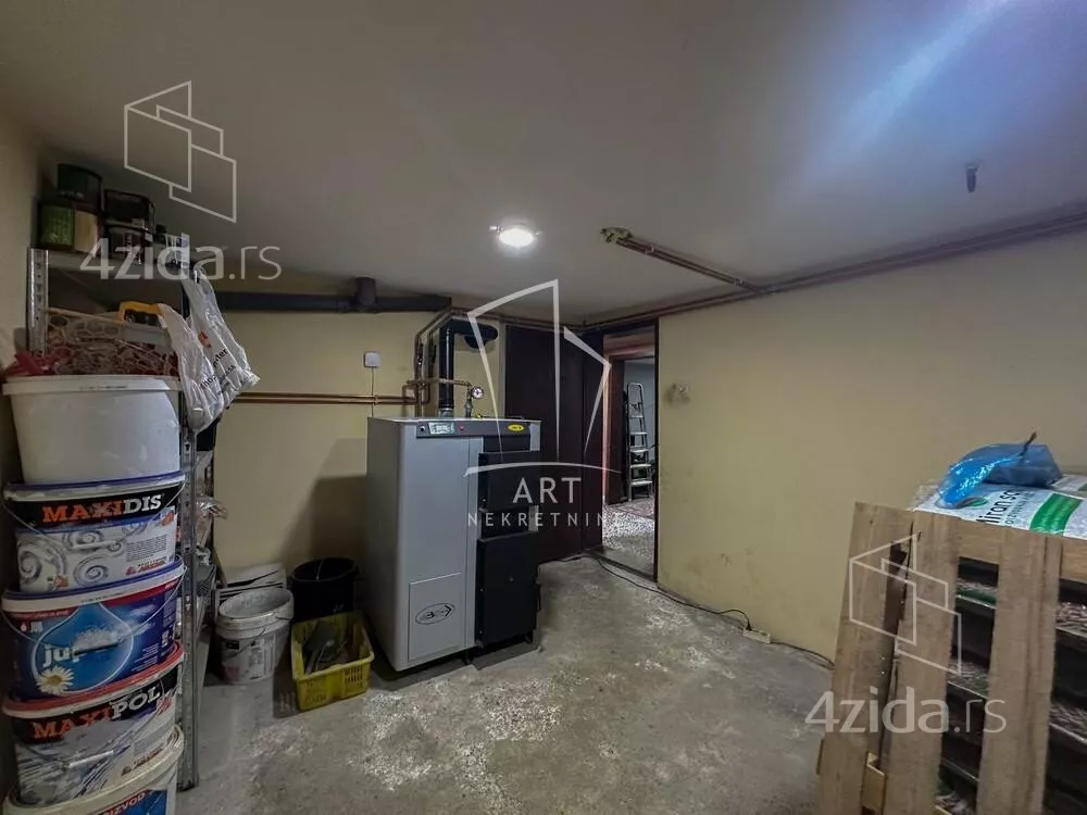 3-etažna kuća | 4zida