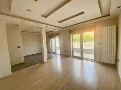 Braće Jovanovića 22A | 4zida.rs