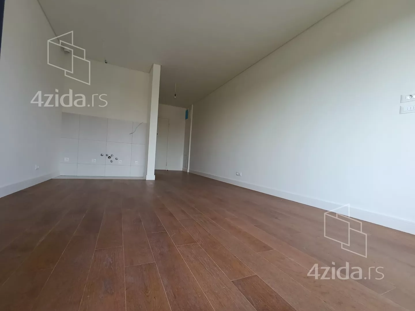 Garsonjera | 4zida