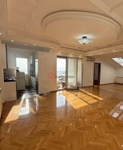 Crveni Krst Vračar | 4zida.rs