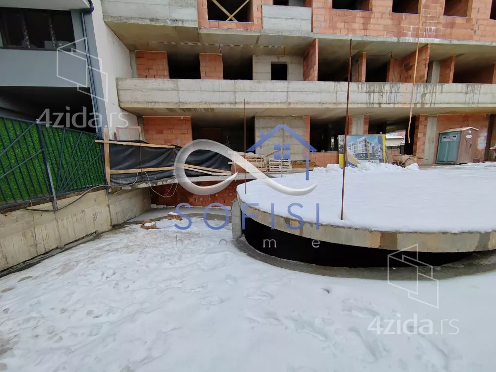 Petosoban stan | 4zida